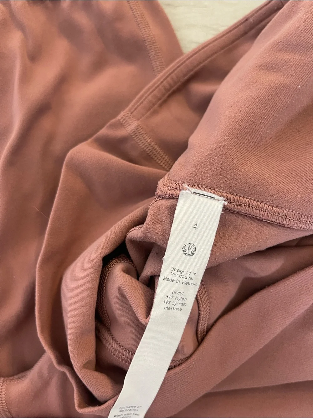 lululemon mauve rose high-waist leggings with pocket